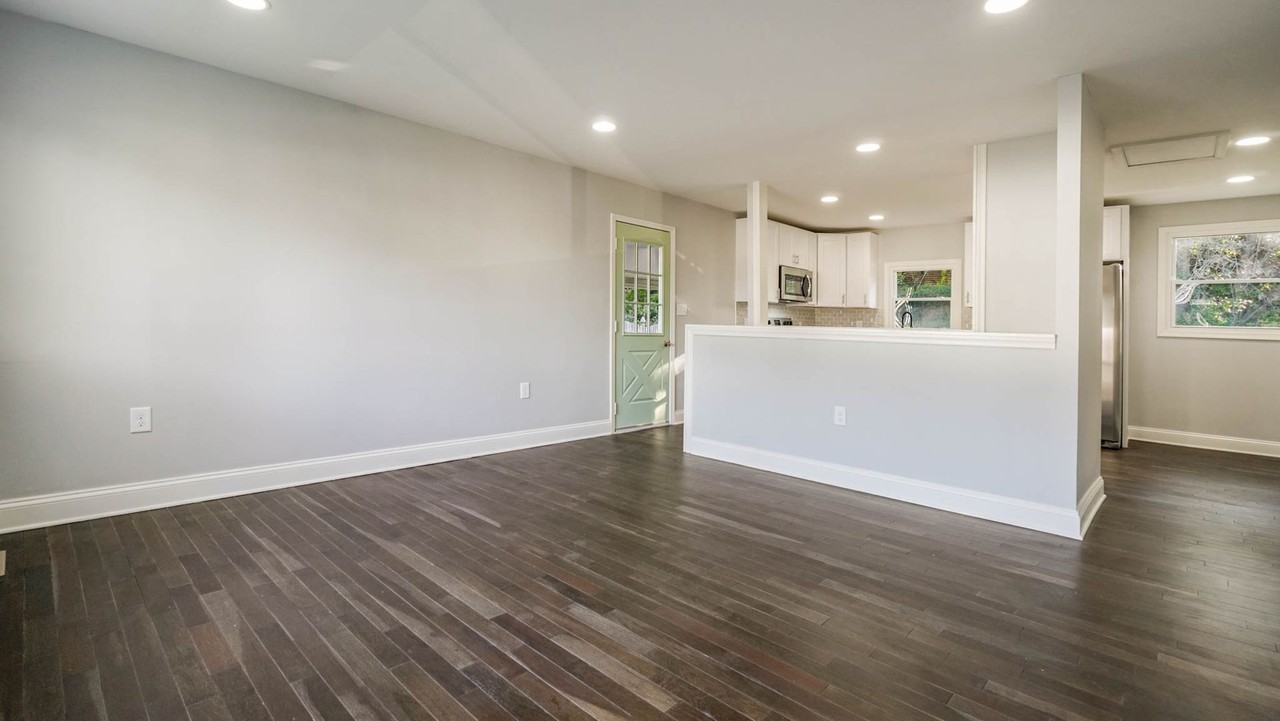 241 Ironshire S - Photo 3 of 22