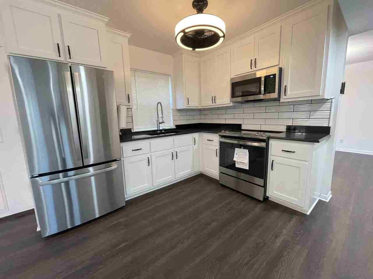 1306 N 42nd St - Photo 7 of 28