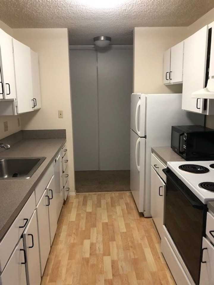 Galleon - Photo 5 of 24