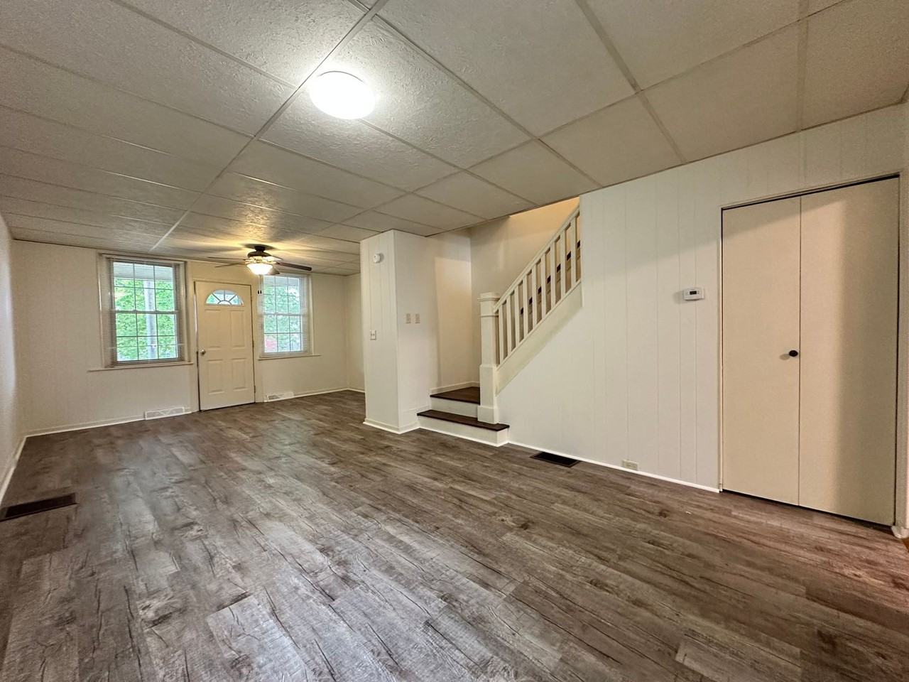 152 S Hanover St - Photo 3 of 14