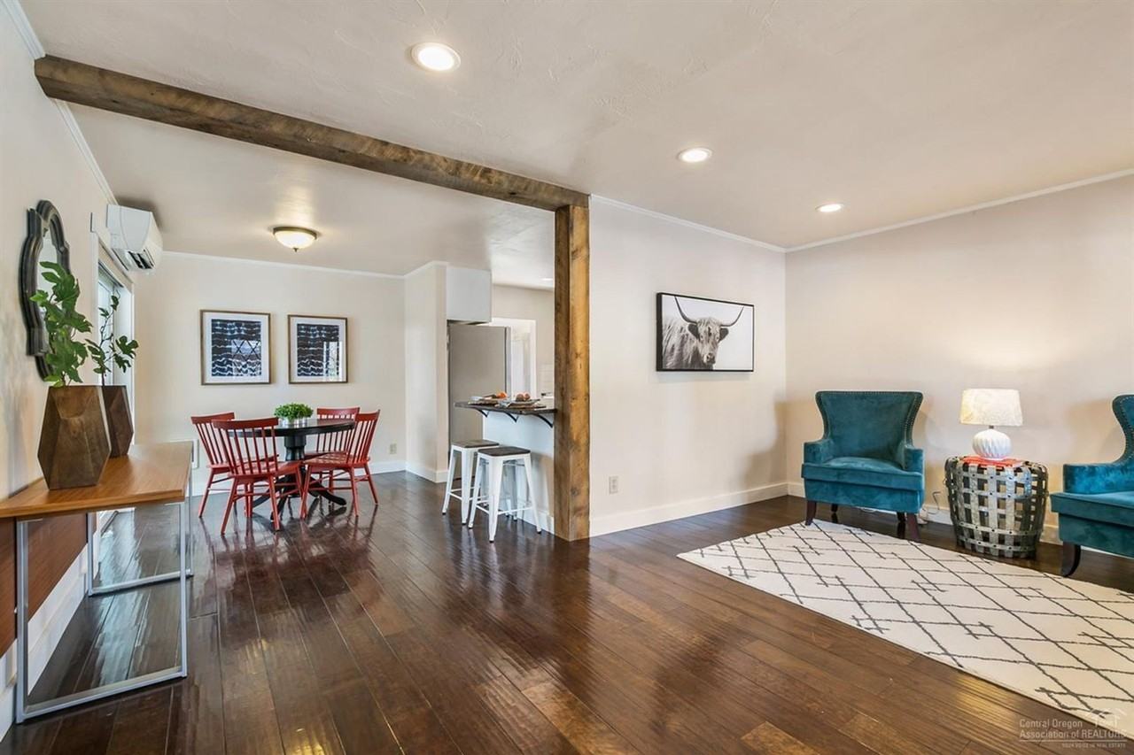 325 Sw Mckinley Ave - Photo 7 of 16