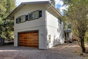 featured image of 13818 Bear Creek Rd