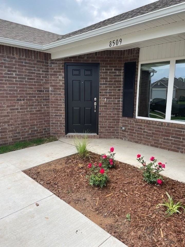 8509 E 163rd St S - Photo 2 of 21