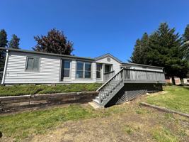 featured image of 3817 Summit Dr