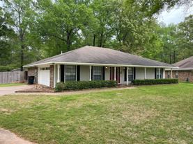 5604 Kenilworth Cir - Photo 1 of 1