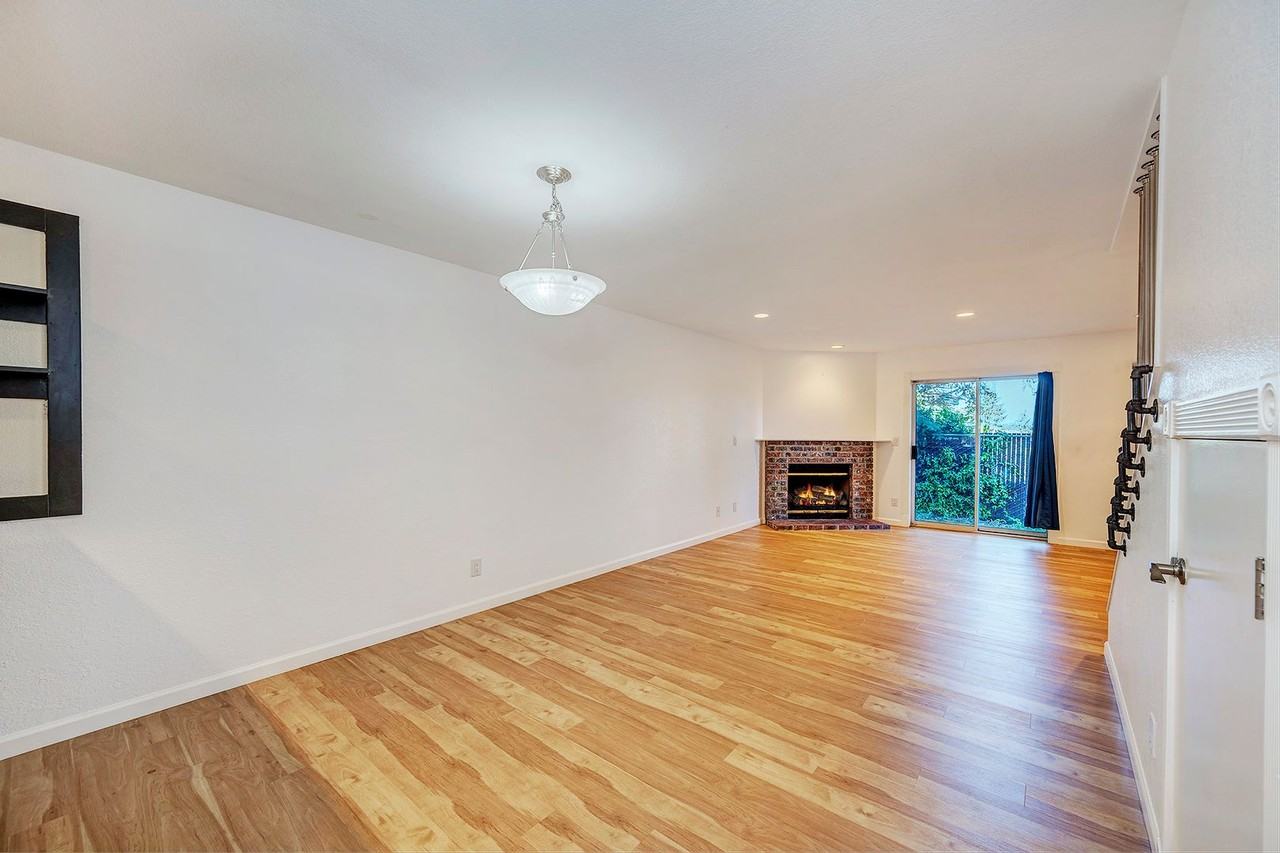8104 238th St Sw - Photo 6 of 13