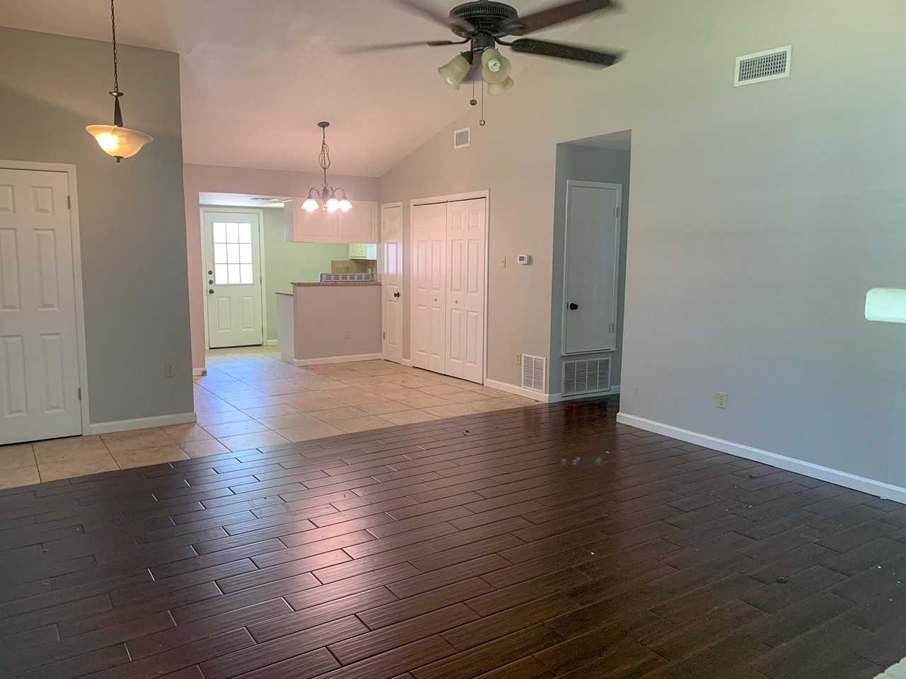 2002 Wagon Gap Dr - Photo 3 of 18