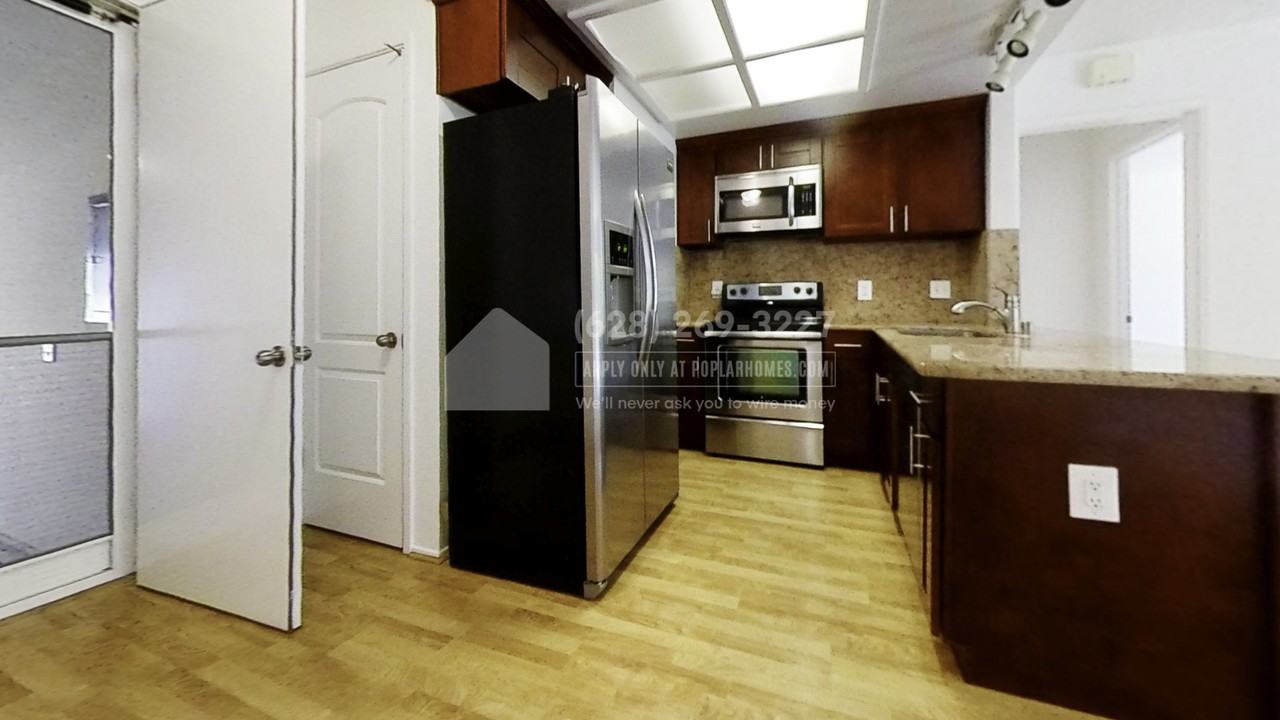 18890 Sara Park Cir - Photo 2 of 23