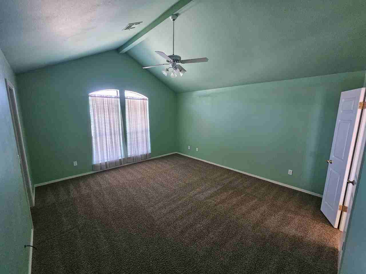 1410 Fairfield Dr #NA - Photo 7 of 14