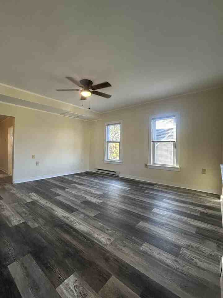 337 Franklin Ave #NA - Photo 3 of 8