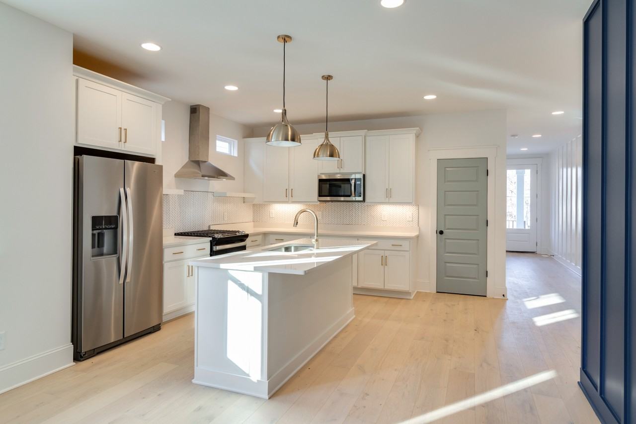 529 Wedgewood Ave #A - Photo 3 of 20