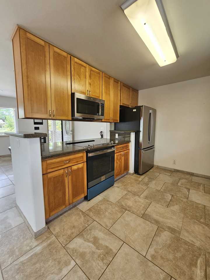 15-1331 24th Ave #1 - Photo 3 of 31