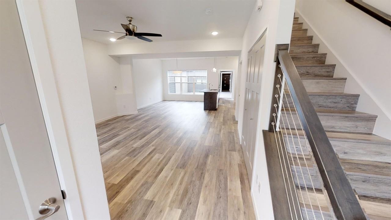 1302 N 3rd St #1 - Photo 7 of 28