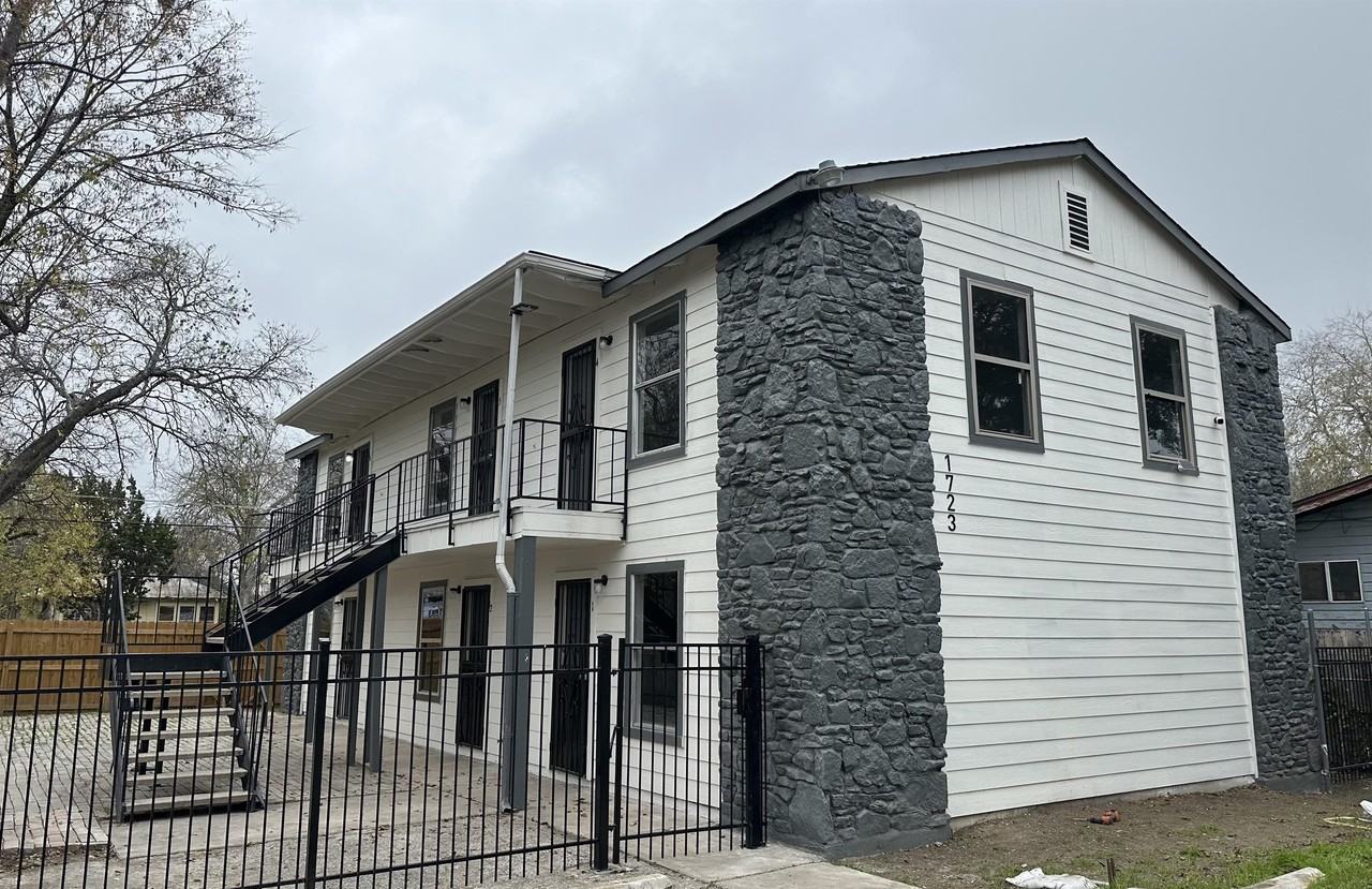 1723 W Mayfield Blvd #5