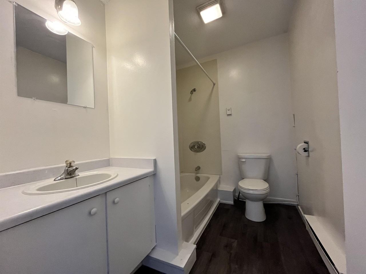 9 1-9 Prince Edward Street - 308 #308 - Photo 3 of 7