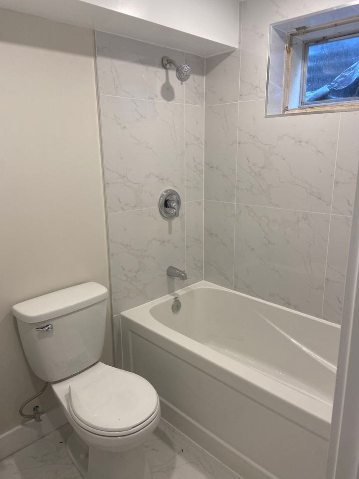 3 Sandrift Sq #3RIGHTSIDE - Photo 4 of 12