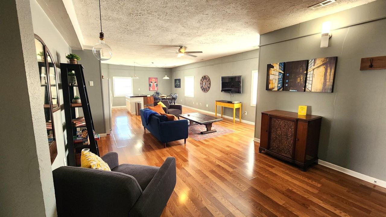 501 S Frisco #2 - Photo 4 of 17