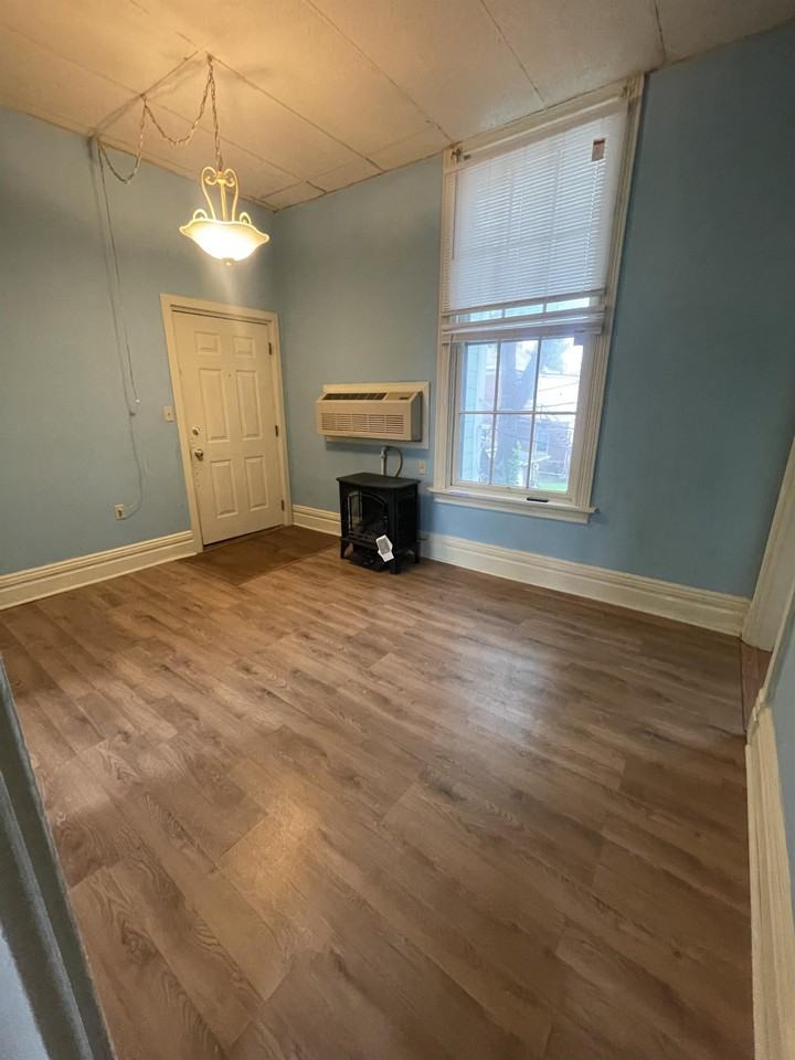 175 E High St #4 - Photo 2 of 6