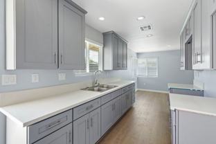 41720 Marine Dr - Photo 1 of 1