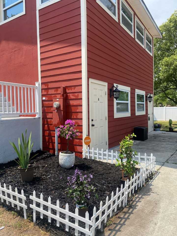 525 E Kennedy Blvd - Photo 3 of 12