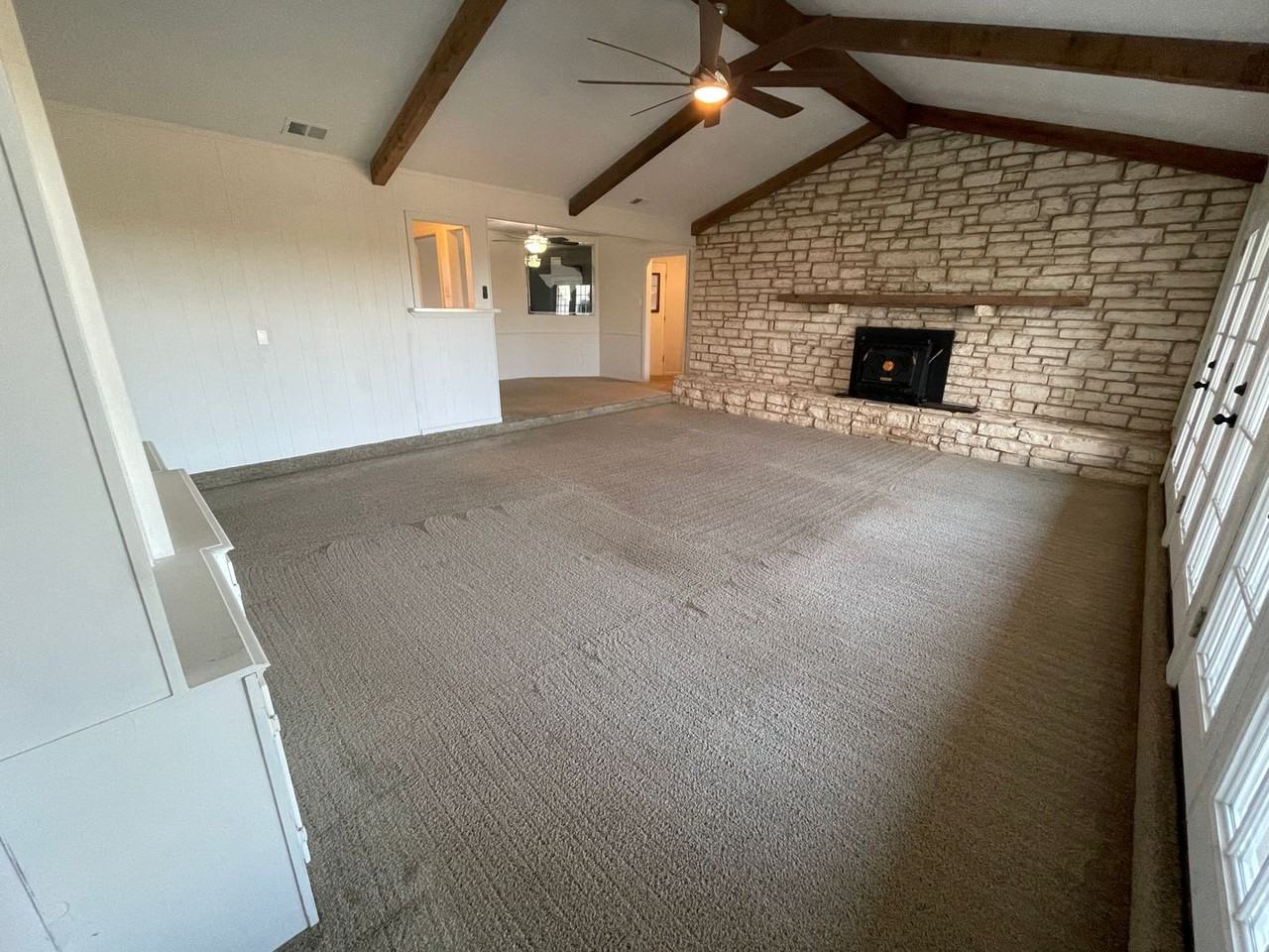 552 Lawson Ln - Photo 6 of 41