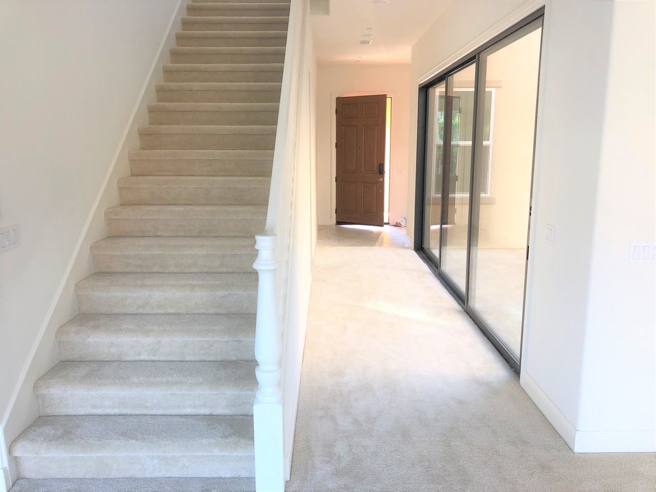 29 Caspian - Photo 5 of 16