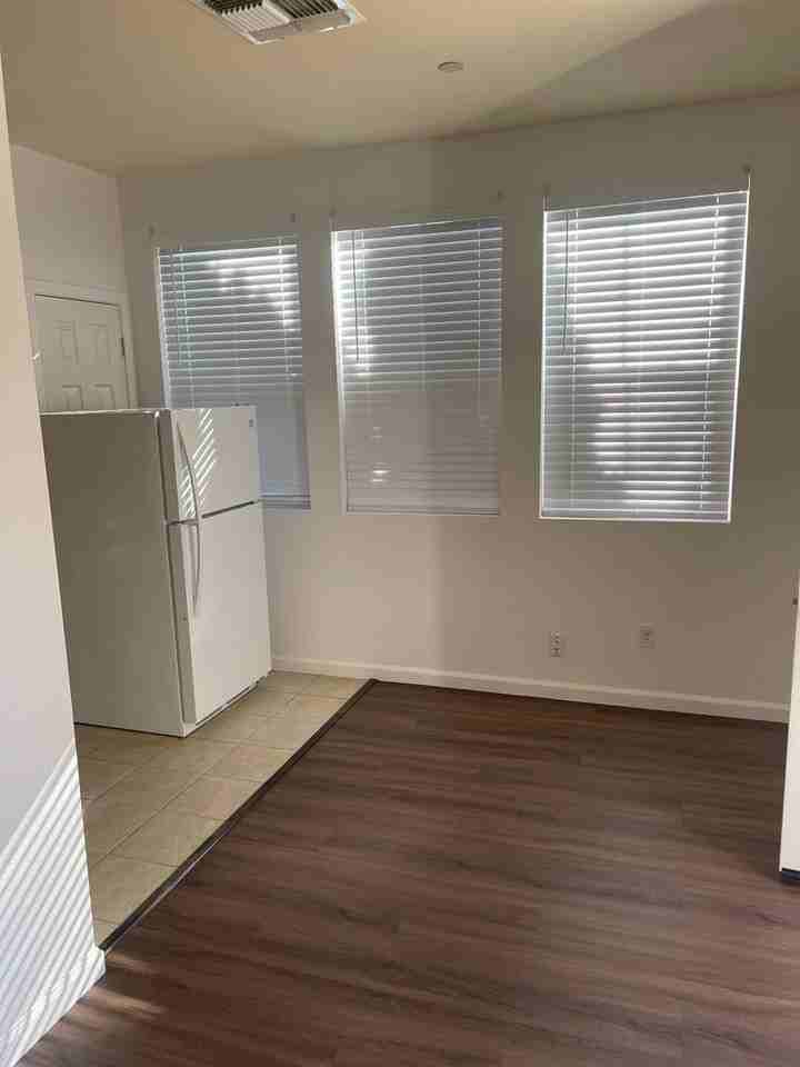 2344 Chanate Rd - Photo 4 of 13