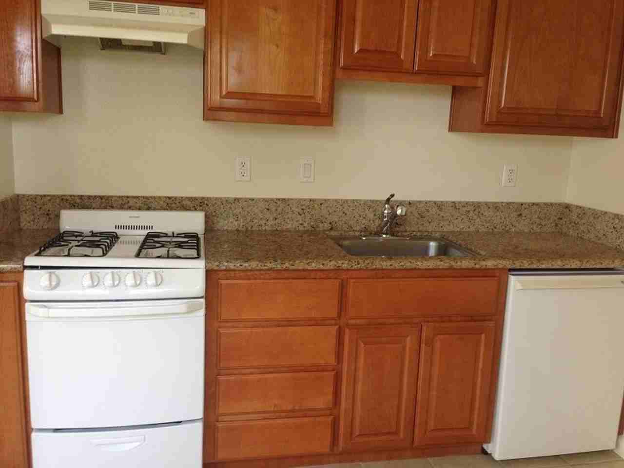 2344 Chanate Rd - Photo 6 of 13