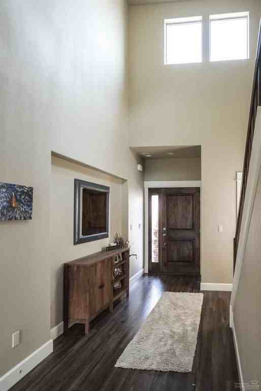 21355 Ne Brooklyn Pl - Photo 2 of 13