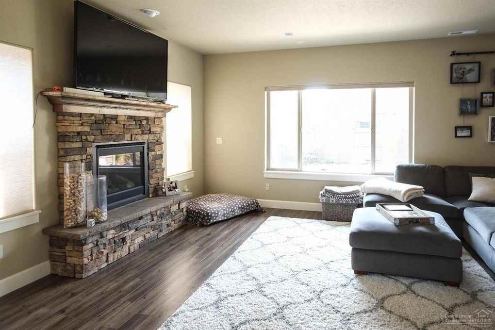 21355 Ne Brooklyn Pl - Photo 5 of 13