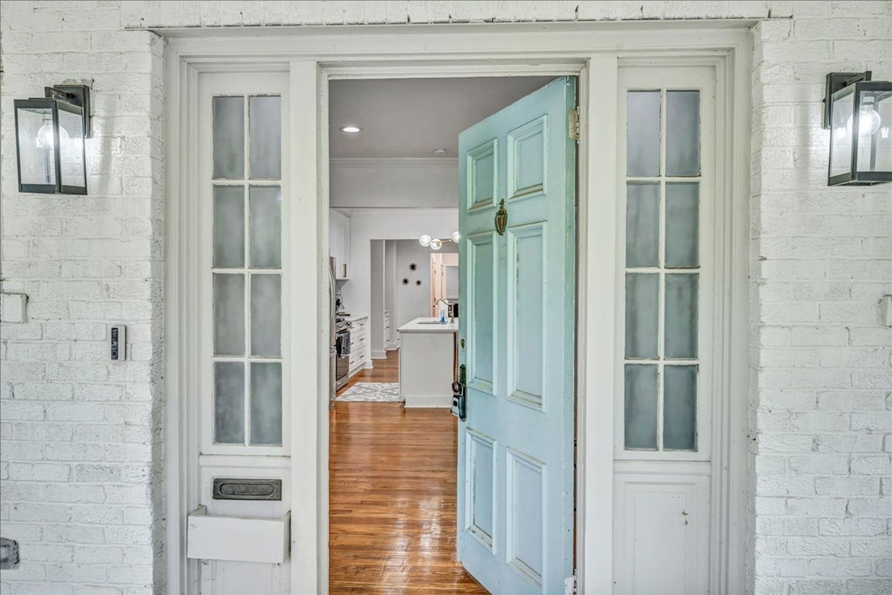318 Corbin Ave - Photo 4 of 34
