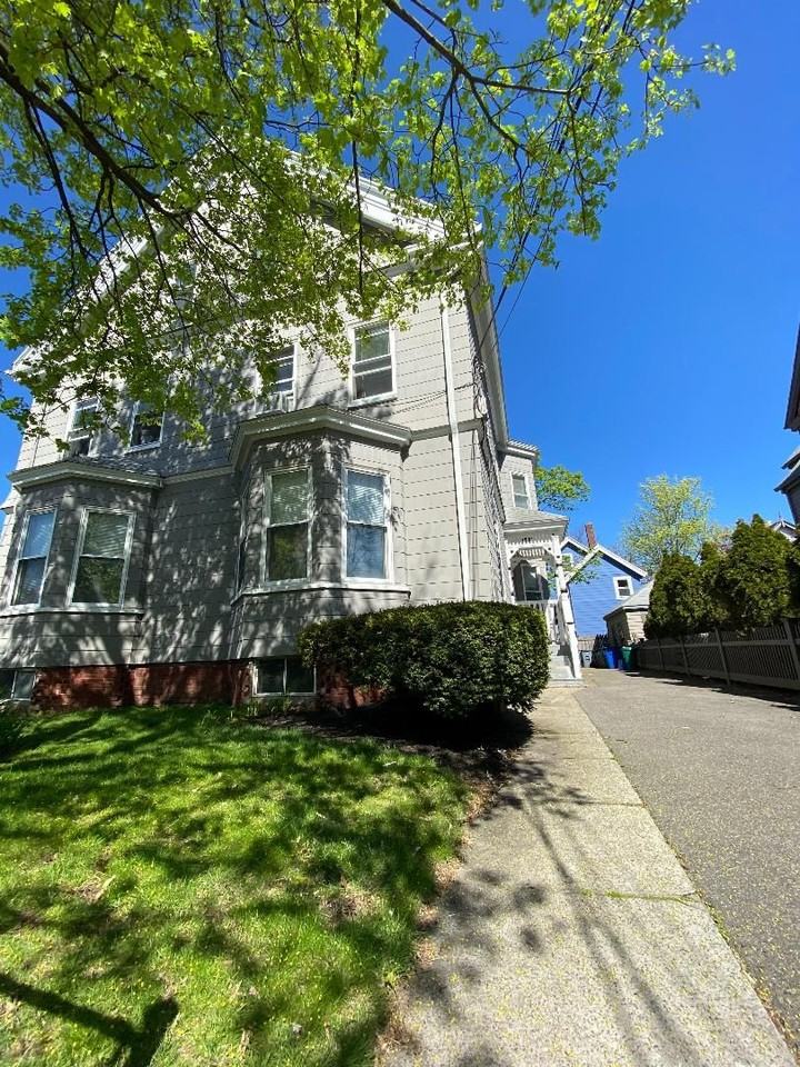 7 Blake St - Photo 5 of 12