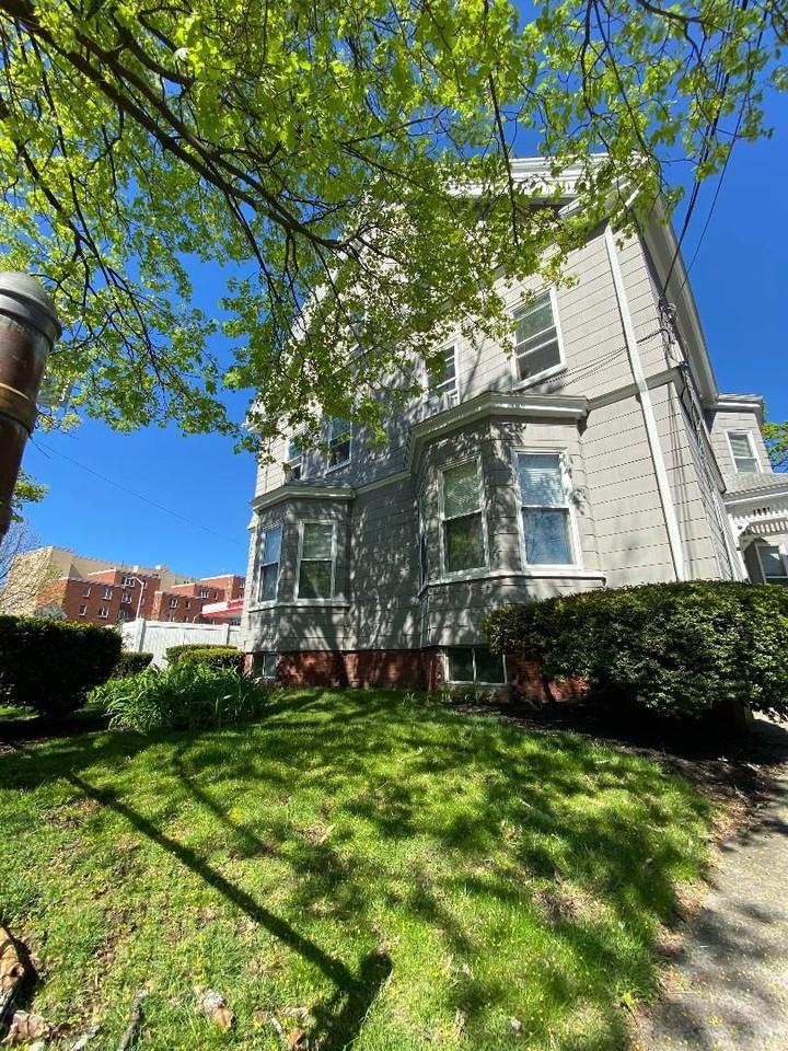 7 Blake St - Photo 6 of 12