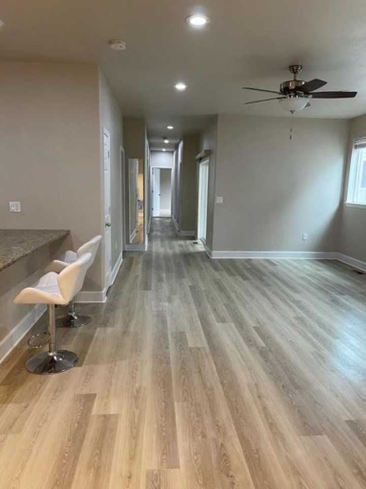 1349 15th St W - Photo 2 of 15