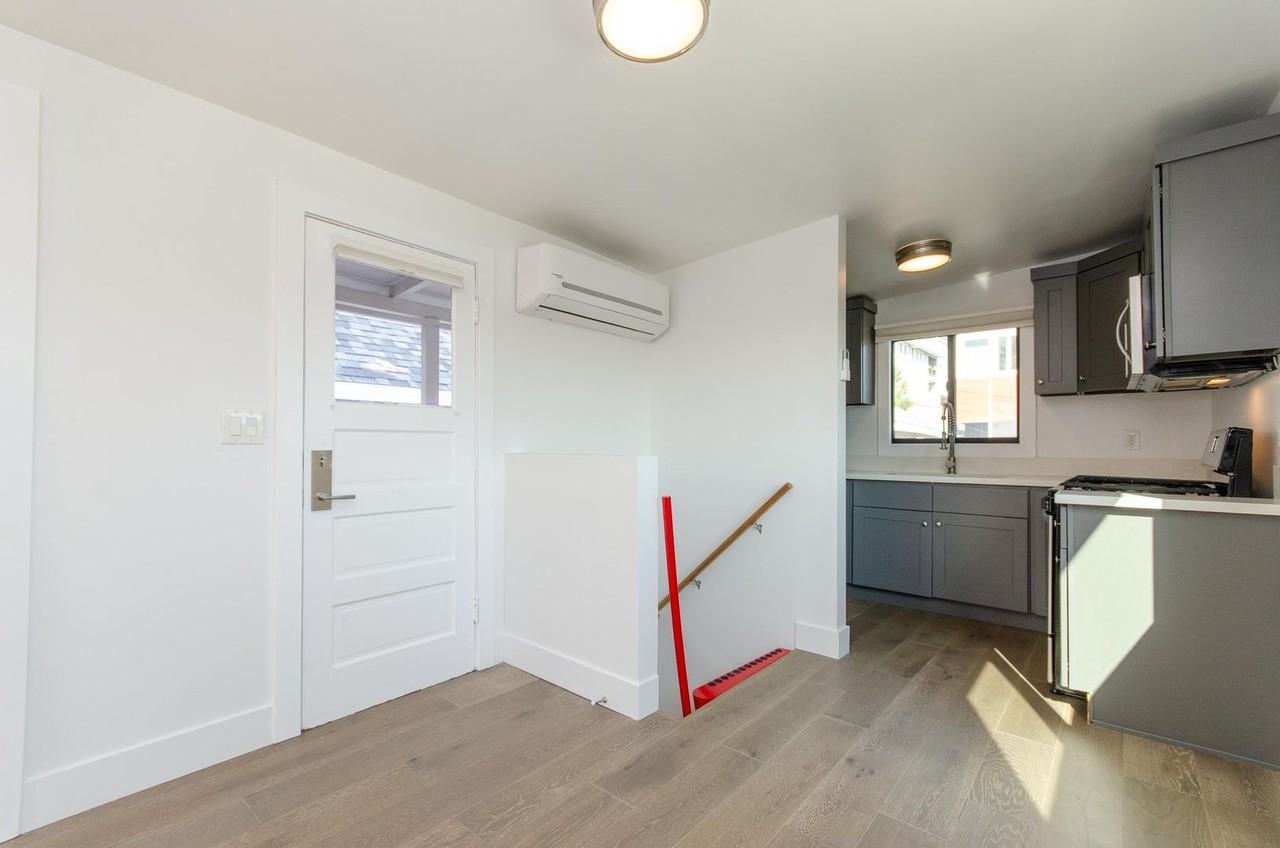 2264 2264 Duane St - 2264 Duane St - Photo 2 of 30