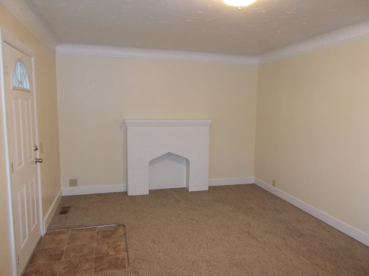 1921 11th Avenue N - Photo 3 of 11