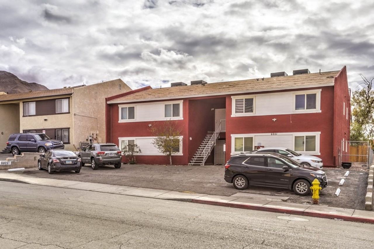 6951 Issac Ave - Photo 2 of 12