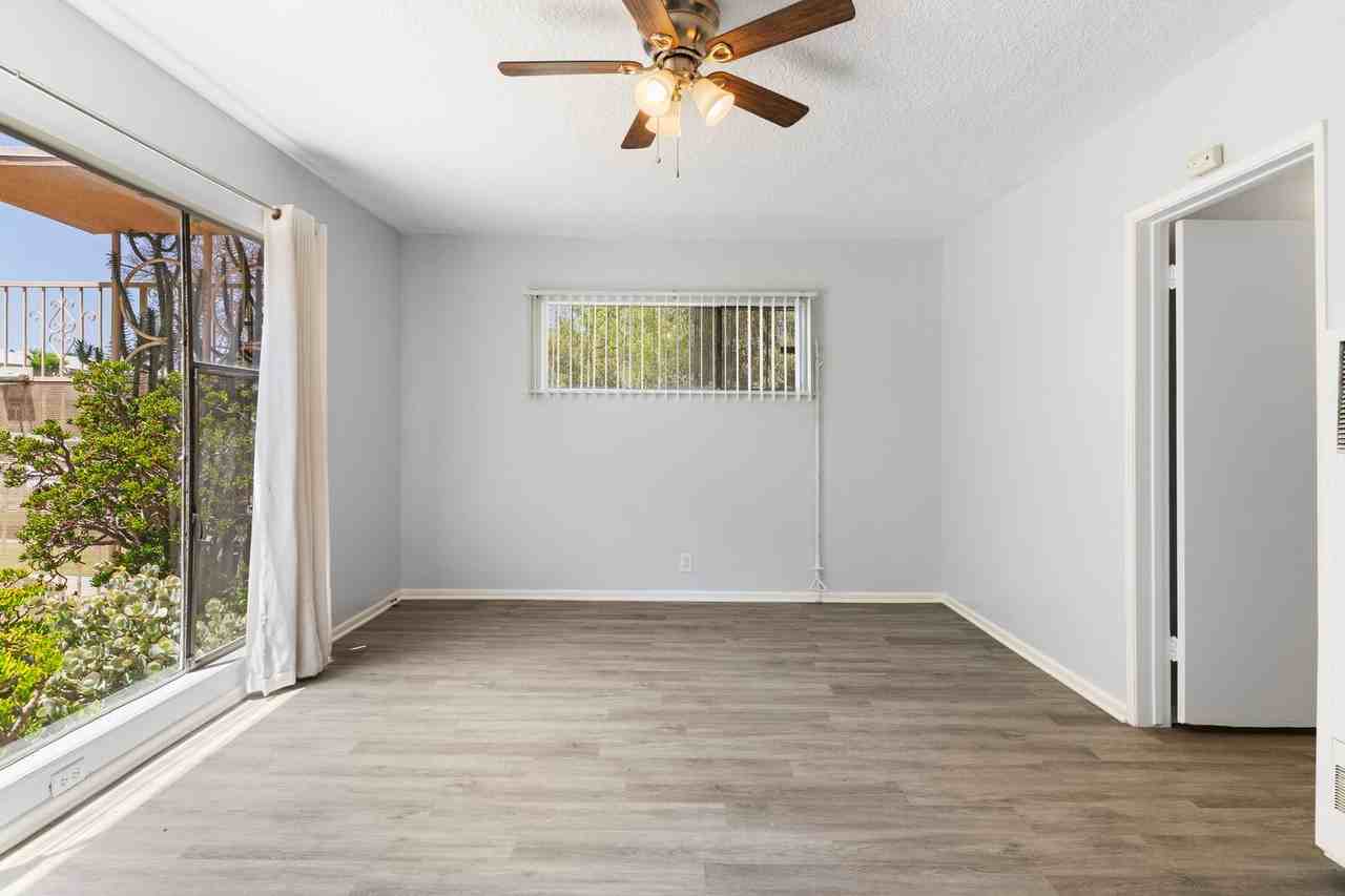 3888 Potomac Ave - Photo 4 of 44