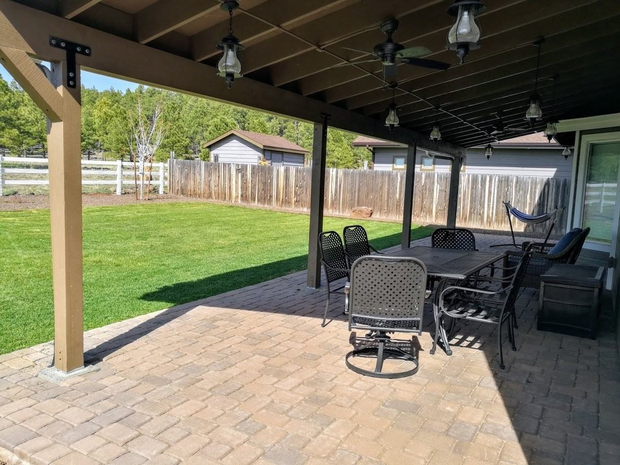 11440 Greenfield Dr - Photo 2 of 24