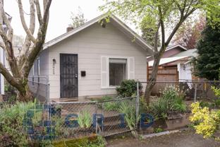 3929 N Albina Ave - Photo 1 of 1