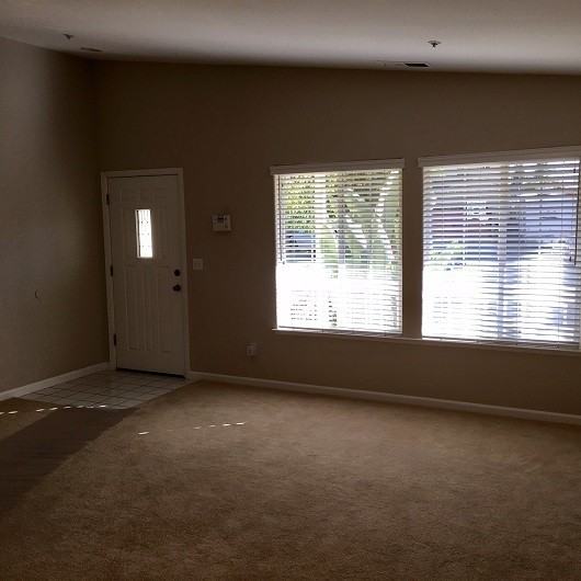 148 Tyson Ct - Photo 2 of 14