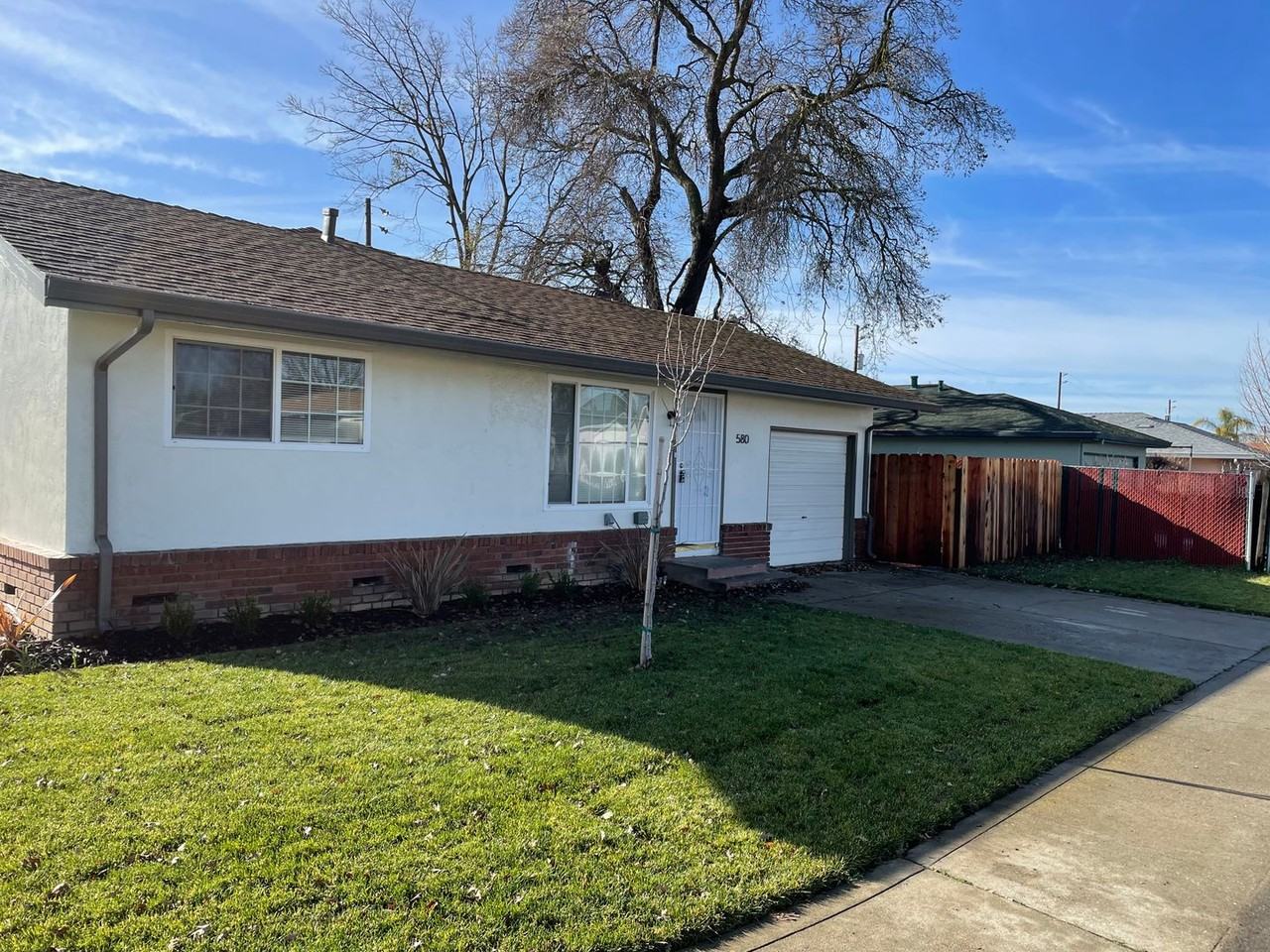 580 Indiana St - Photo 3 of 33