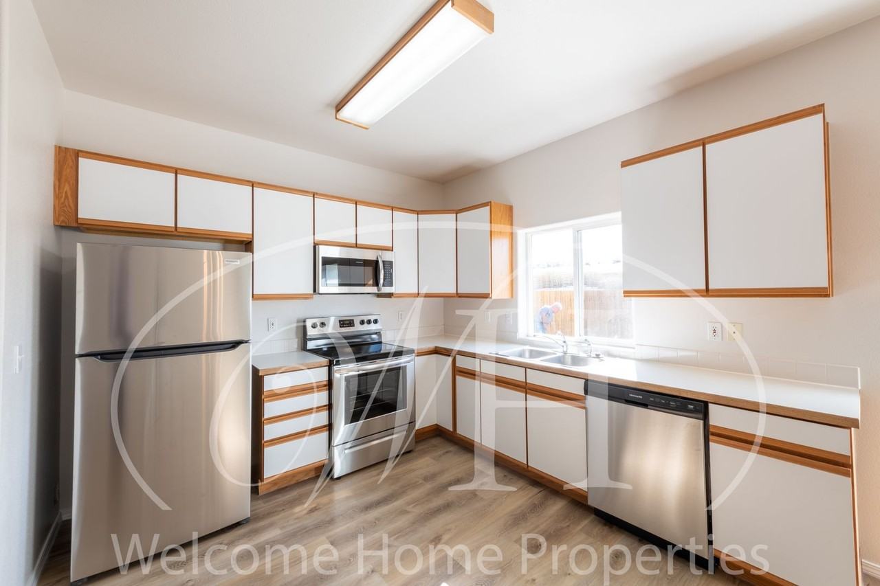 23 Northwest Earl Lane - Photo 3 of 22