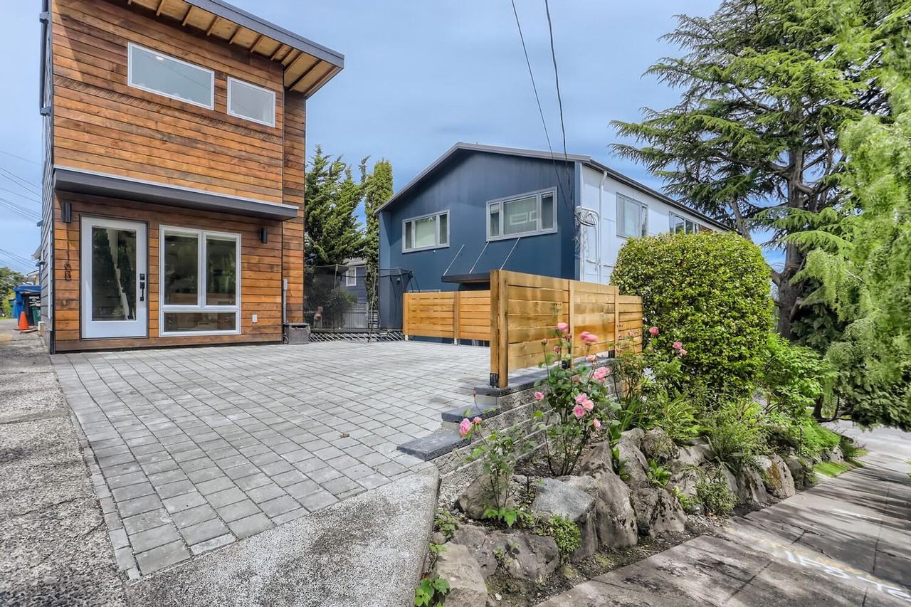 1114 E Hamlin St - Photo 2 of 17