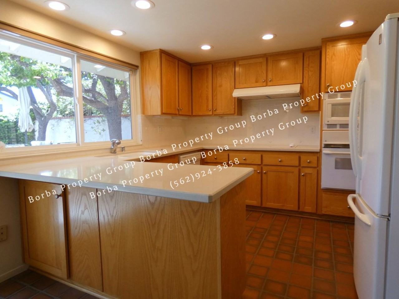1736 Catalina Ave - Photo 2 of 14