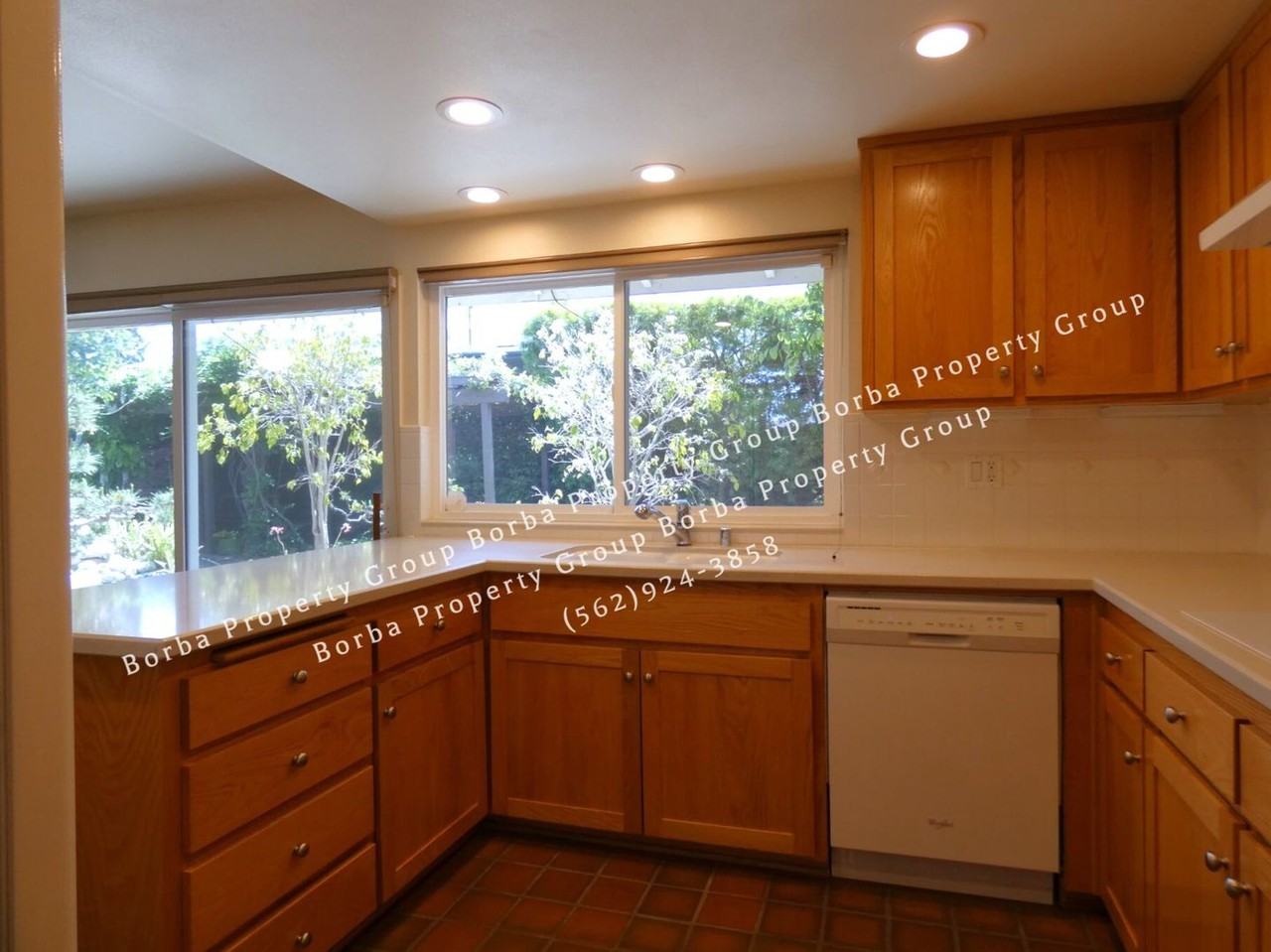 1736 Catalina Ave - Photo 3 of 14