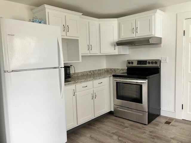 698 W Fryeburg Rd - Photo 3 of 16