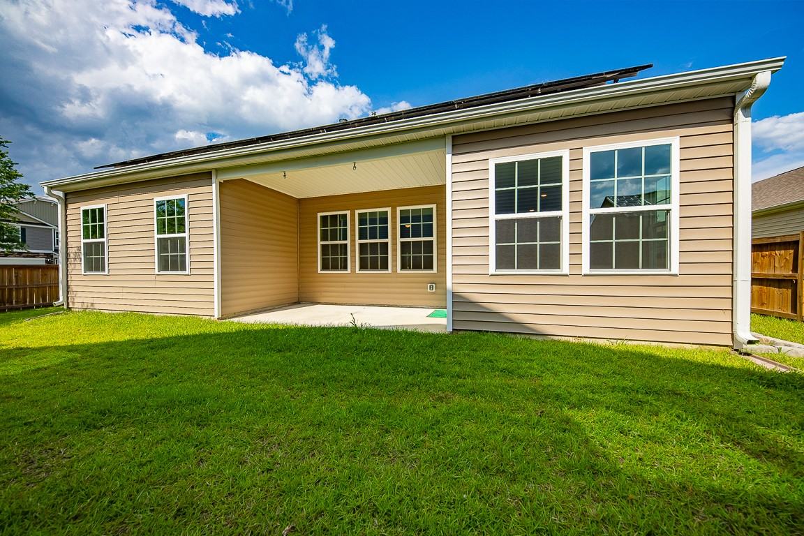 527 Dakota Ave - Photo 2 of 30