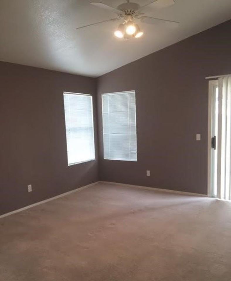 7078 W Hunnington Dr - Photo 5 of 10