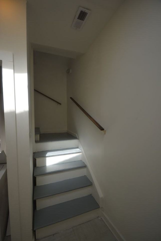 56 Clinton St - Photo 2 of 36